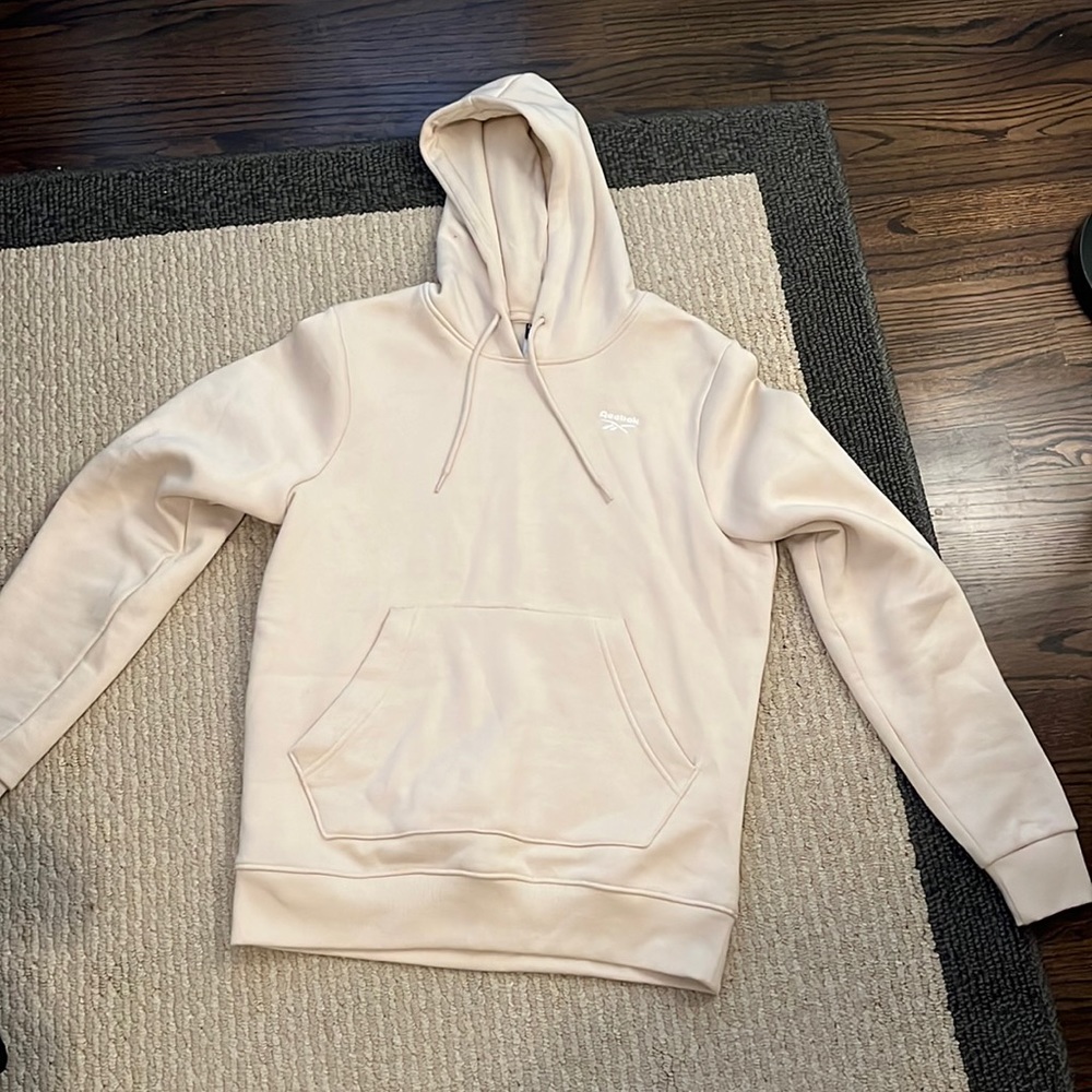 Reebok tan matching sweatpants and sweatshirt set